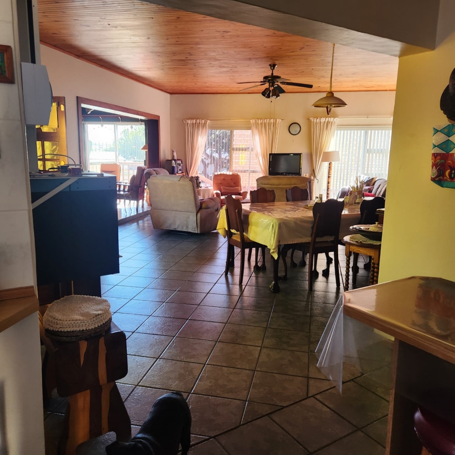 3 Bedroom Property for Sale in Stilbaai Wes Western Cape